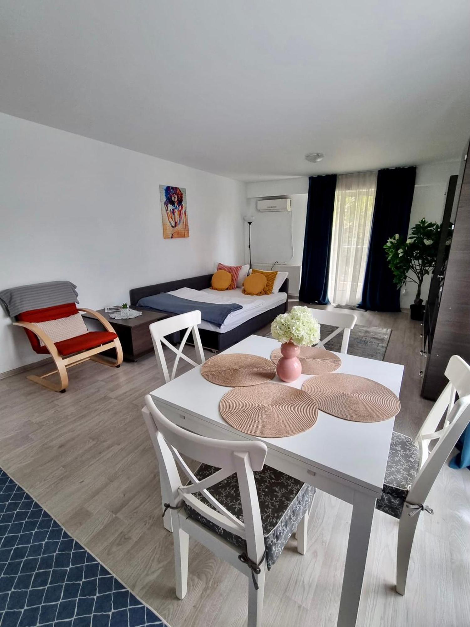 אוטופן Fly Airport Residences & Therme-Self Check-In מראה חיצוני תמונה